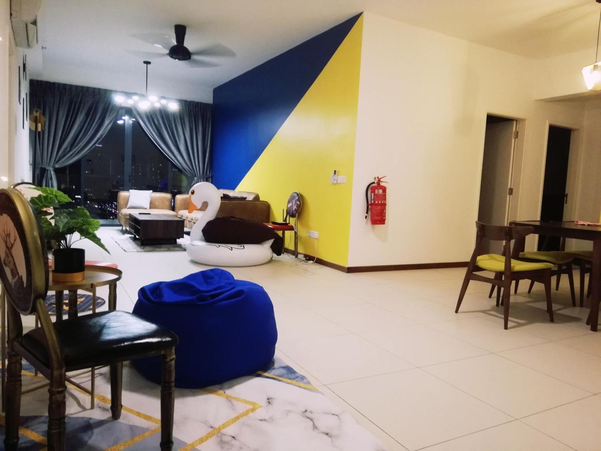 The Landmark By Katana 3Br To 4Br Luxury Seaview Landmark Homestay At Gurney 15-16Pax 无敌海景套房 Tanjung Tokong Esterno foto