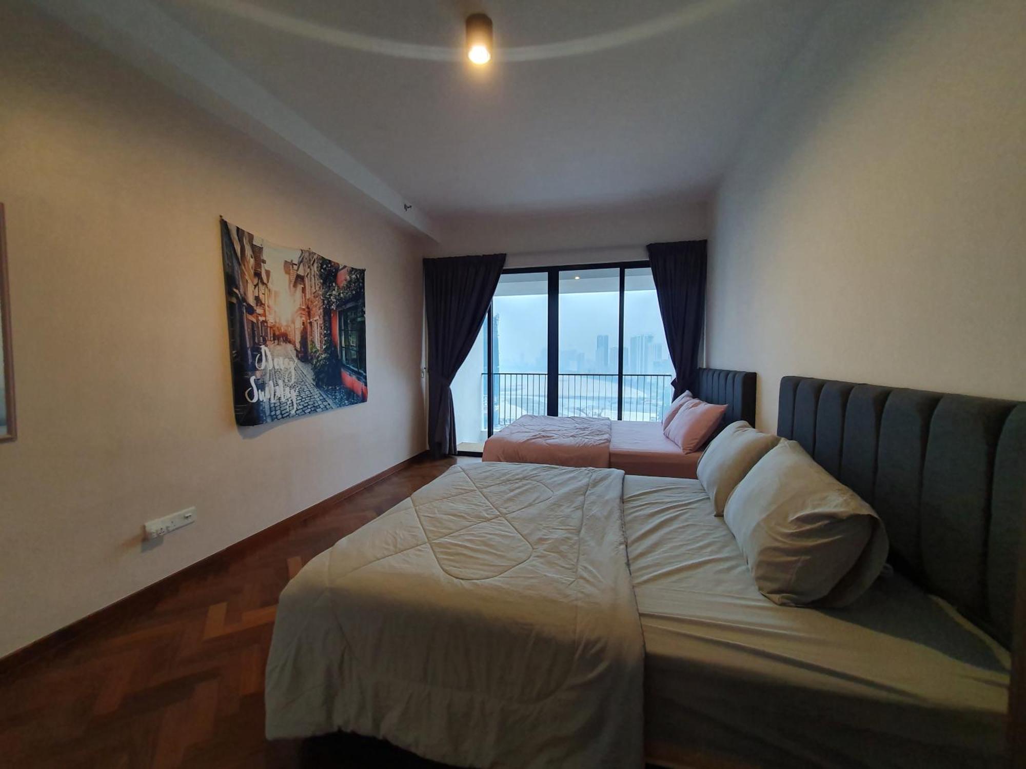 The Landmark By Katana 3Br To 4Br Luxury Seaview Landmark Homestay At Gurney 15-16Pax 无敌海景套房 Tanjung Tokong Esterno foto