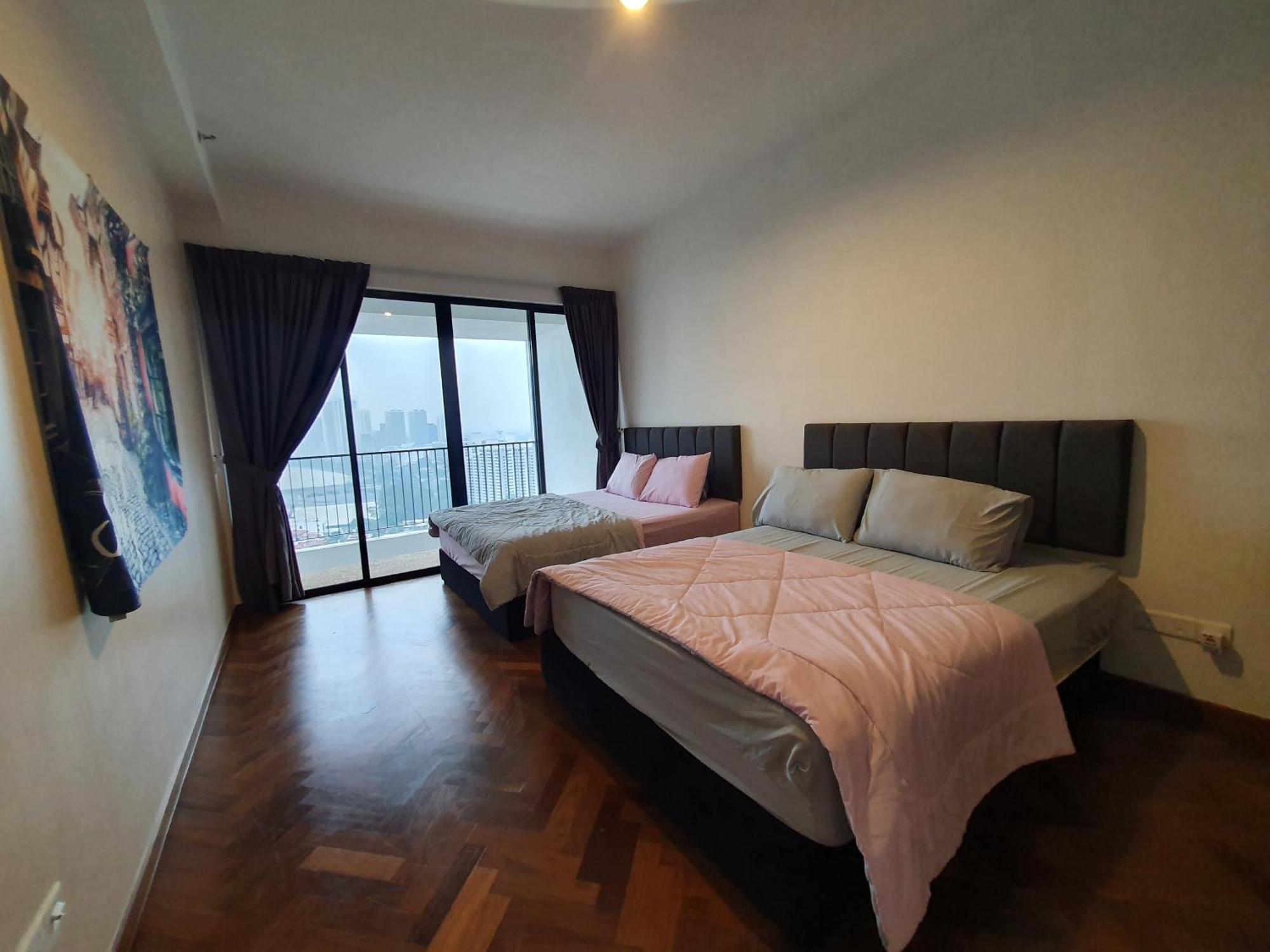 The Landmark By Katana 3Br To 4Br Luxury Seaview Landmark Homestay At Gurney 15-16Pax 无敌海景套房 Tanjung Tokong Esterno foto