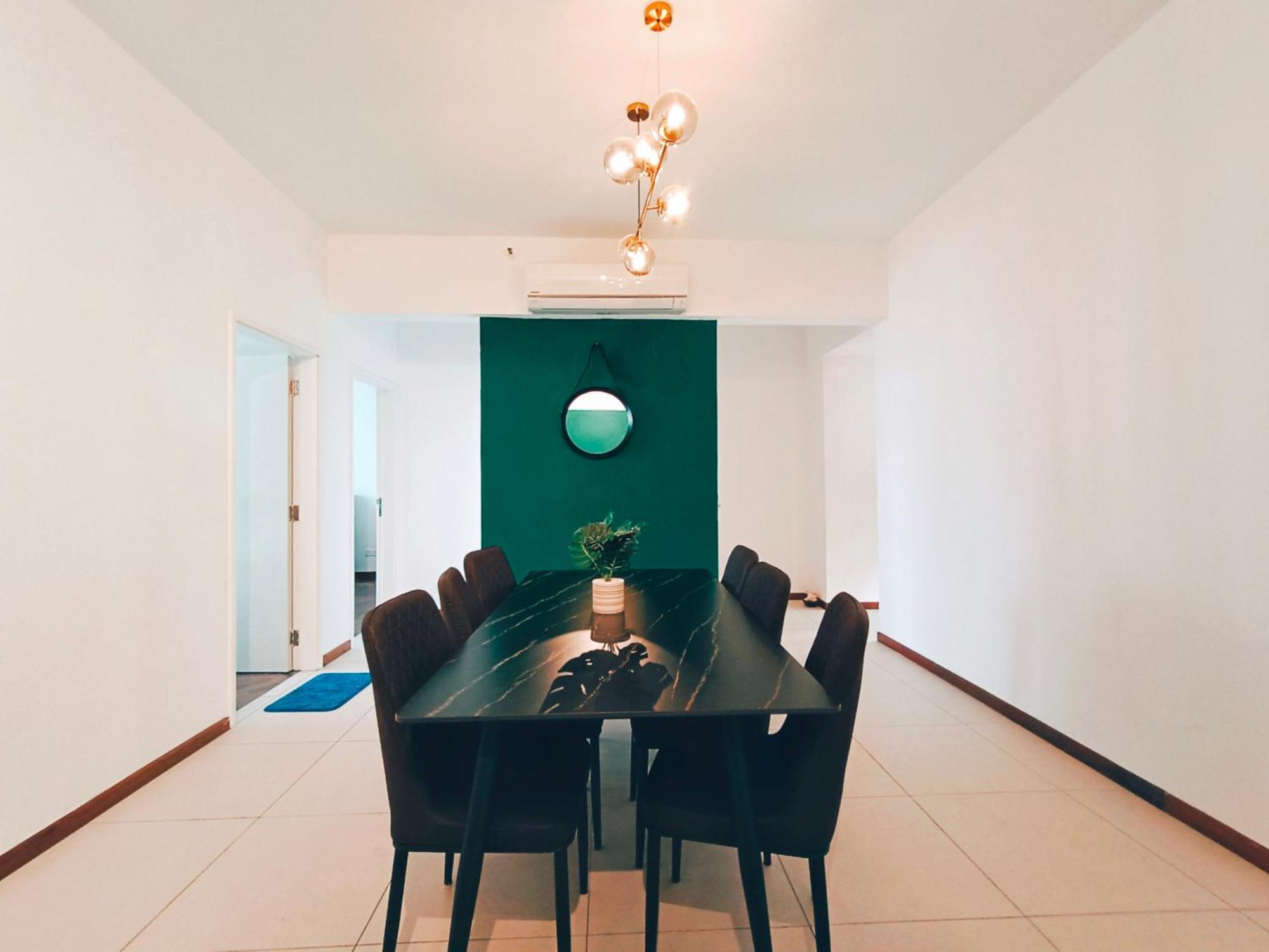 The Landmark By Katana 3Br To 4Br Luxury Seaview Landmark Homestay At Gurney 15-16Pax 无敌海景套房 Tanjung Tokong Esterno foto