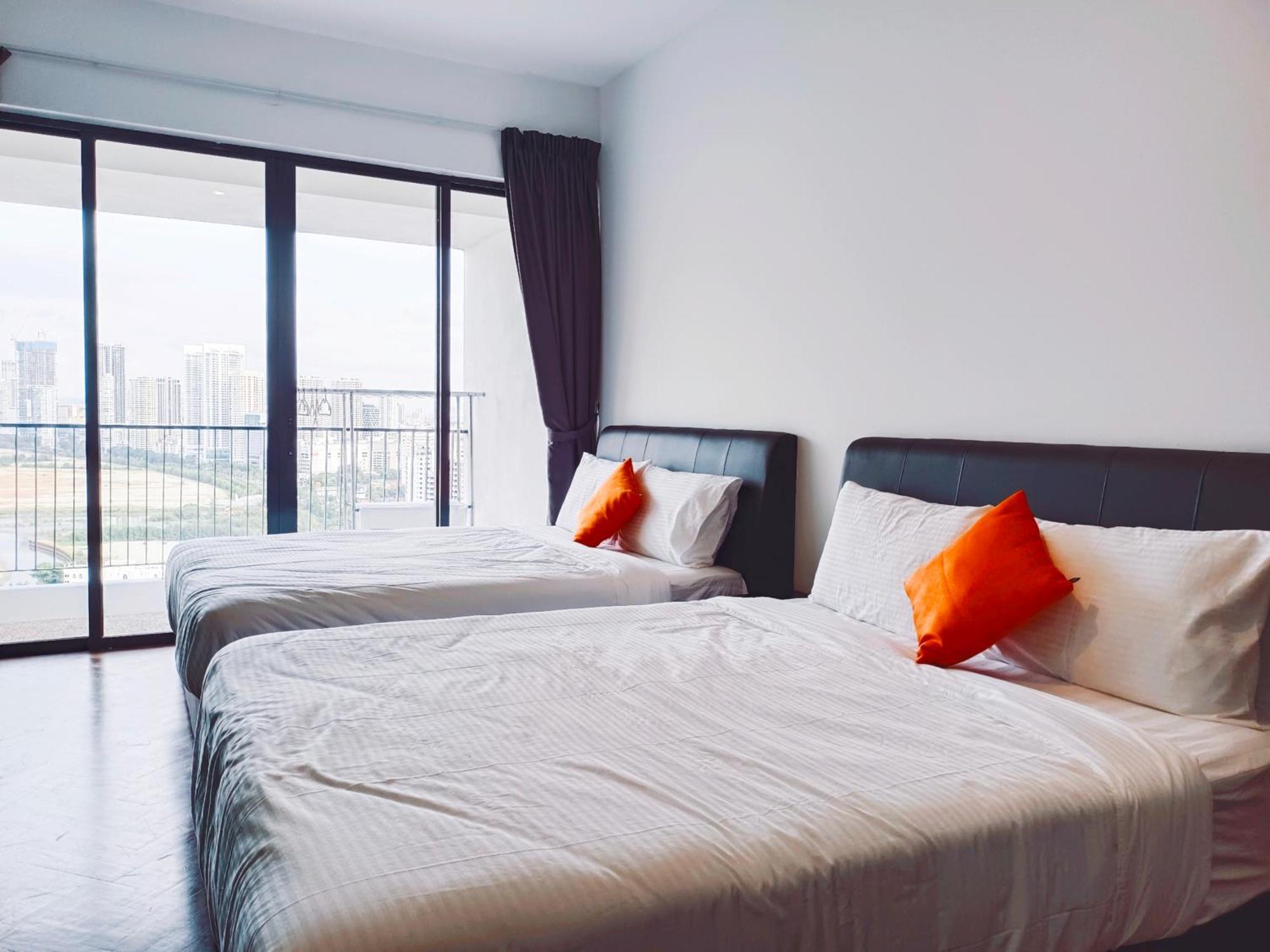 The Landmark By Katana 3Br To 4Br Luxury Seaview Landmark Homestay At Gurney 15-16Pax 无敌海景套房 Tanjung Tokong Esterno foto