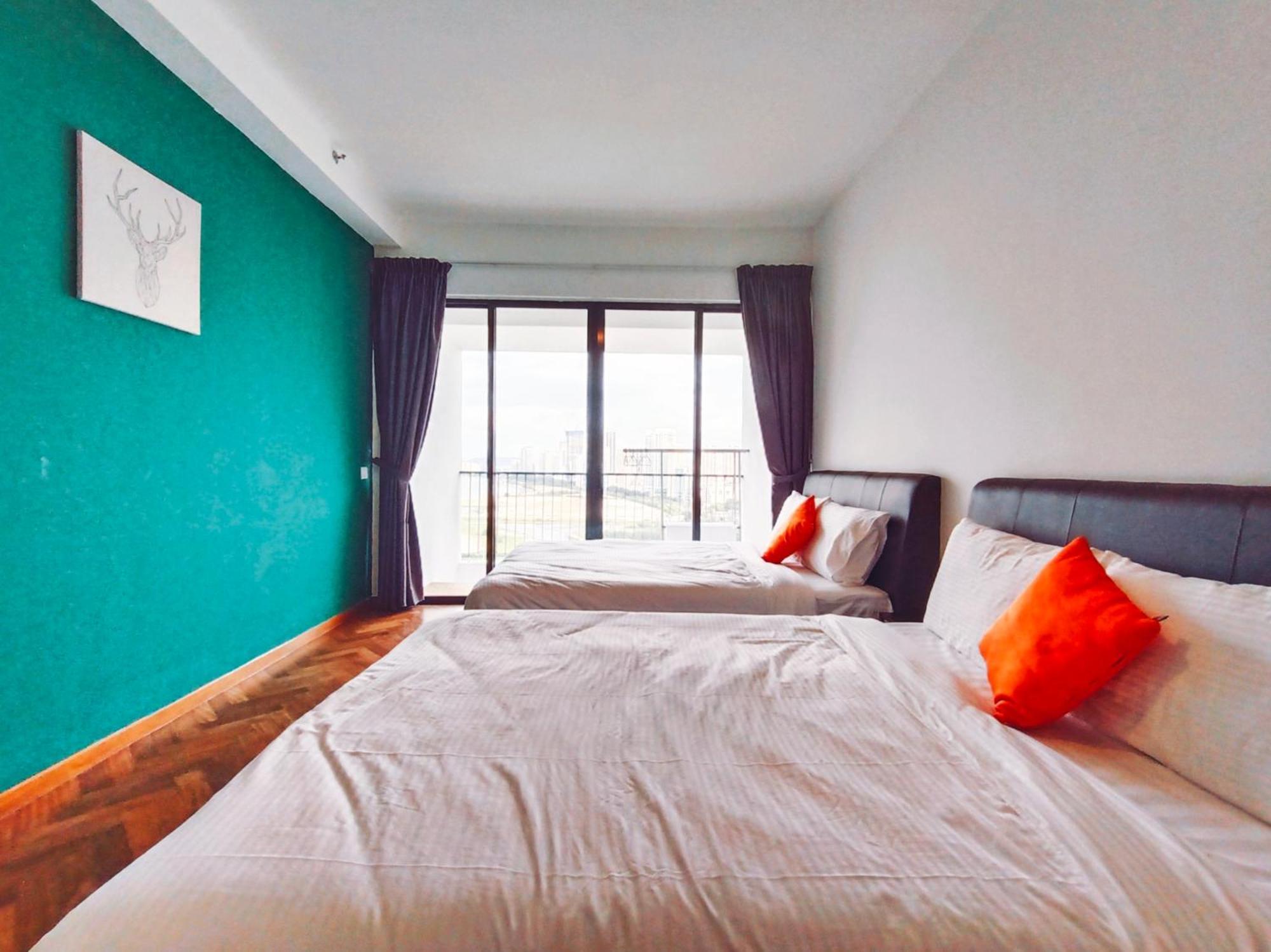 The Landmark By Katana 3Br To 4Br Luxury Seaview Landmark Homestay At Gurney 15-16Pax 无敌海景套房 Tanjung Tokong Esterno foto